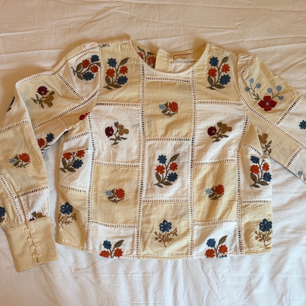 Sezane Flaminette Embroidered Floral Boxy Blouse - Picture 4 of 10